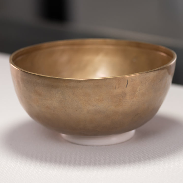 9.5" B+0 Himalayan Singing Bowl, Perfect Pitch