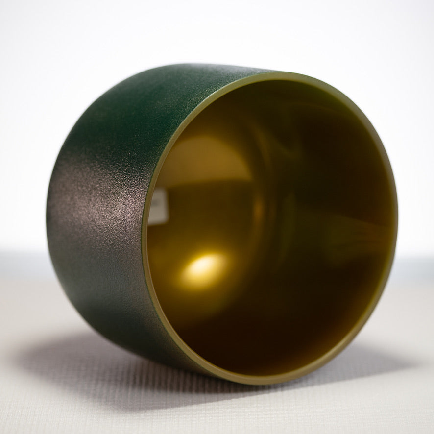 9" B-28 Emerald Heart Frosted Crystal Singing Bowl