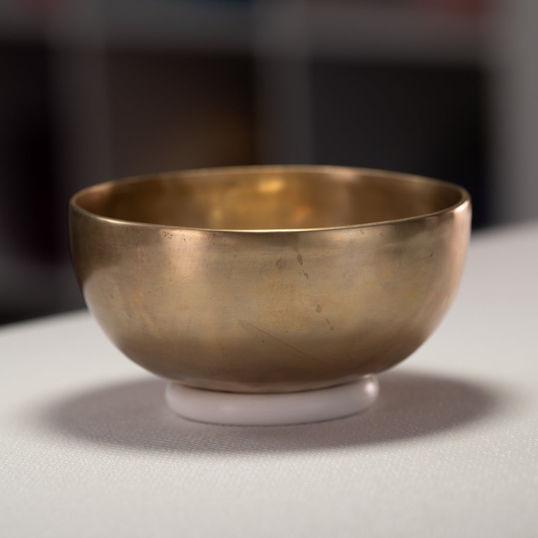 8" F#-2 Himalayan Singing Bowl, Perfect Pitch