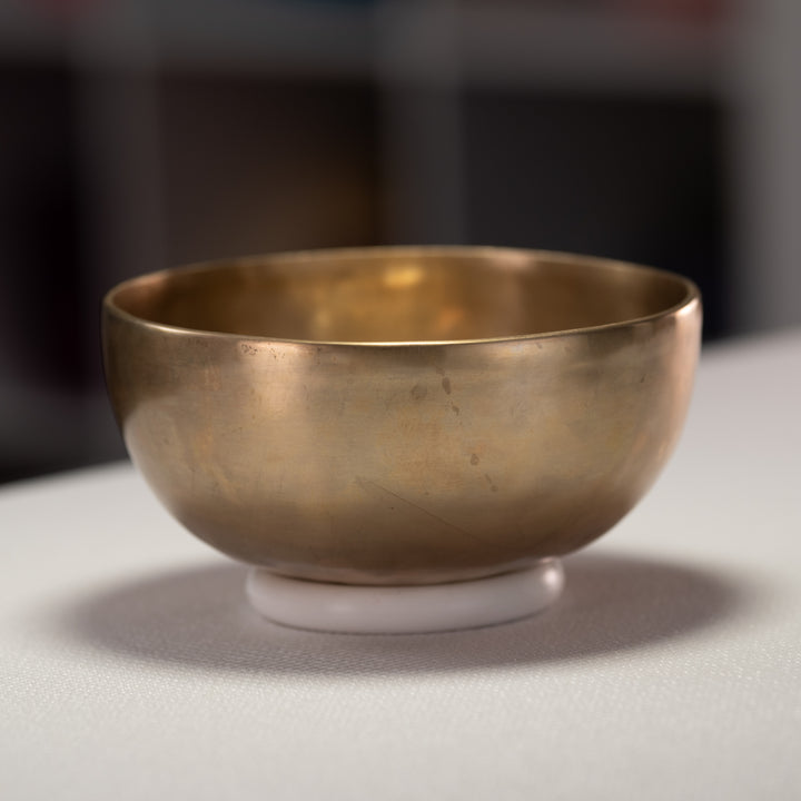 8" F#-2 Himalayan Singing Bowl, Perfect Pitch