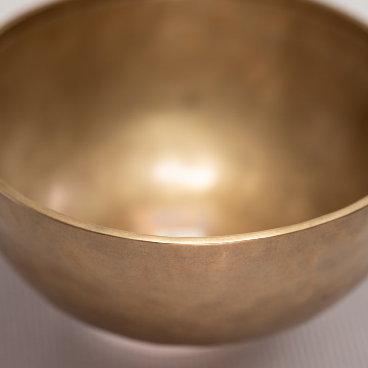 9.5" B+0 Himalayan Singing Bowl, Perfect Pitch