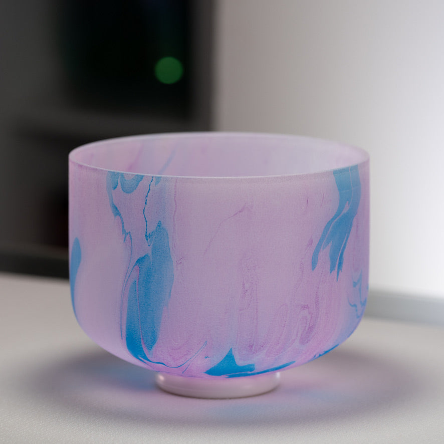 10" C#-24 Light Purple Swirl Frosted Crystal Singing Bowl