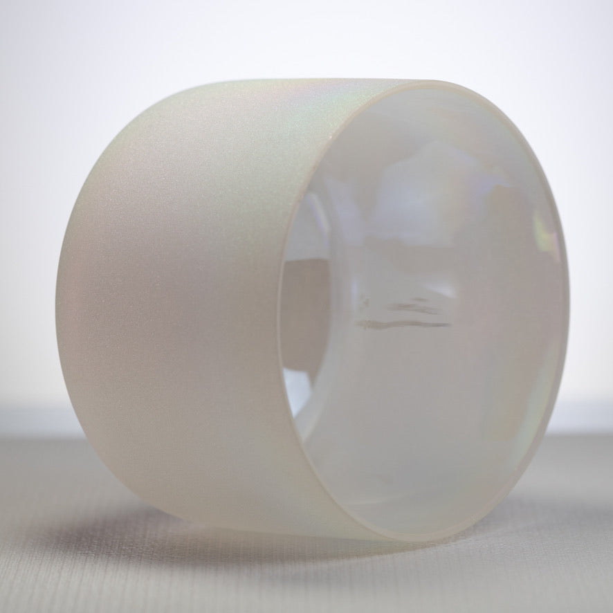 7.75" G-8 White Frosted Singing Bowl with Angel Aura inside