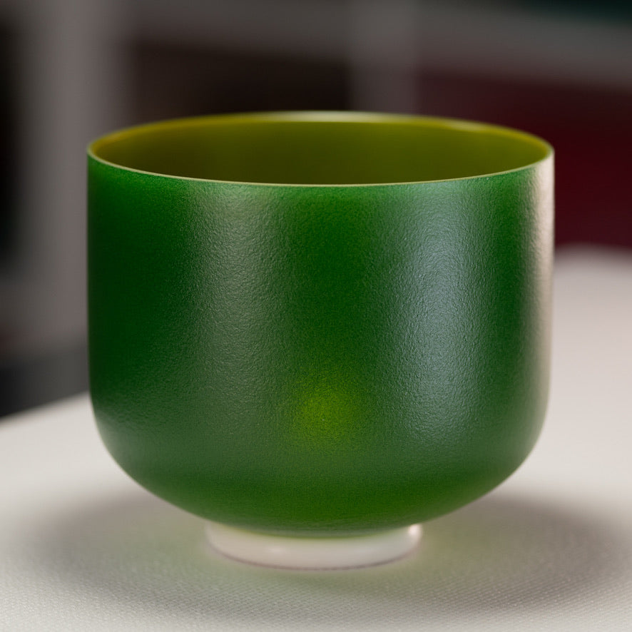 9" E-28 Emerald Heart Frosted Crystal Singing Bowl