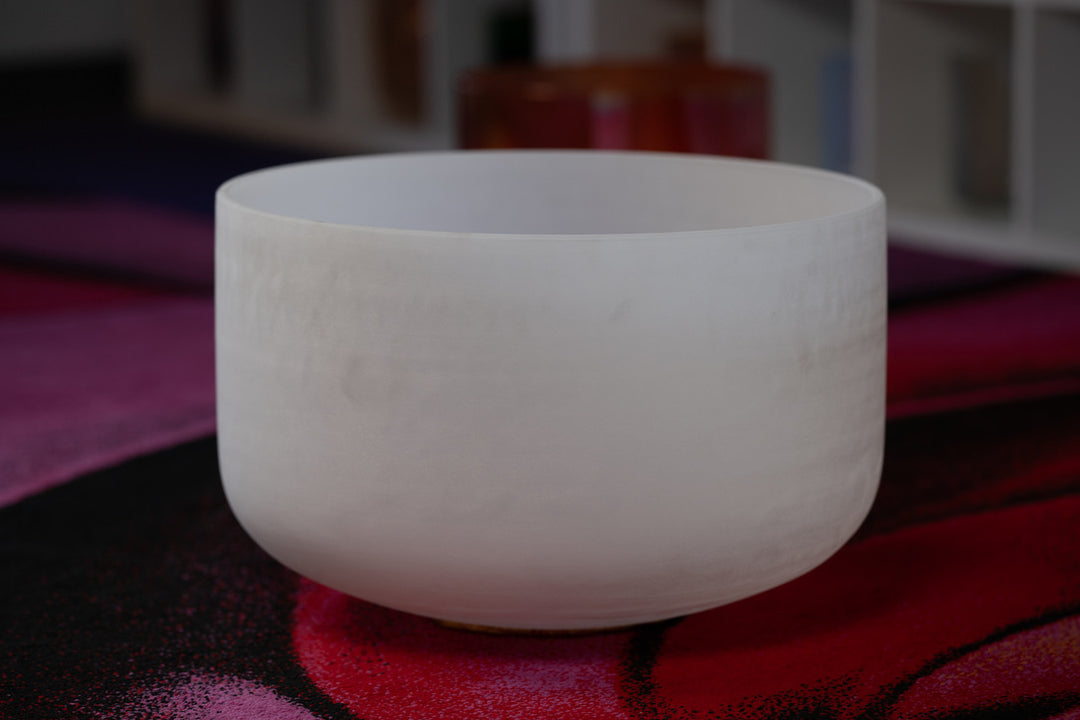 24" C+30 Frosted Crystal Singing Bowl