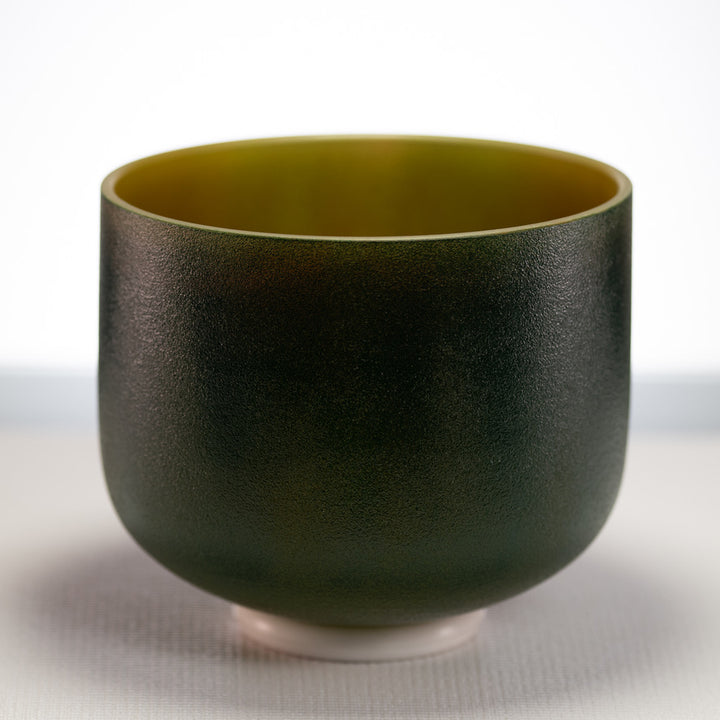 9" B-28 Emerald Heart Frosted Crystal Singing Bowl