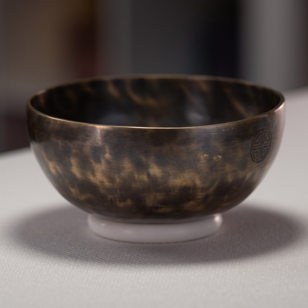 8.25" D#+38 Full Moon Himalayan Singing Bowl