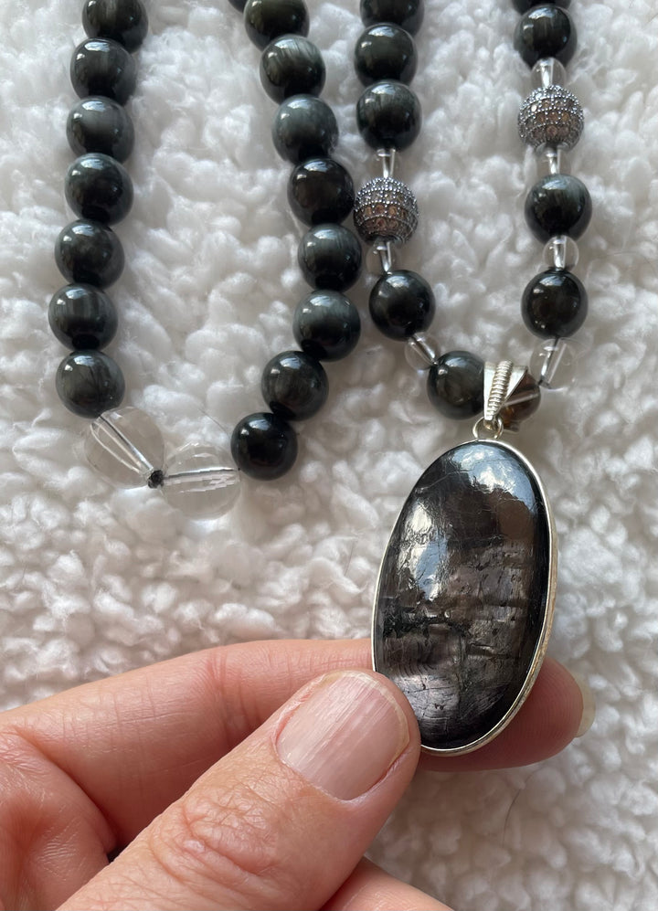 Eagle Eye Mala with Hypersthene pendant