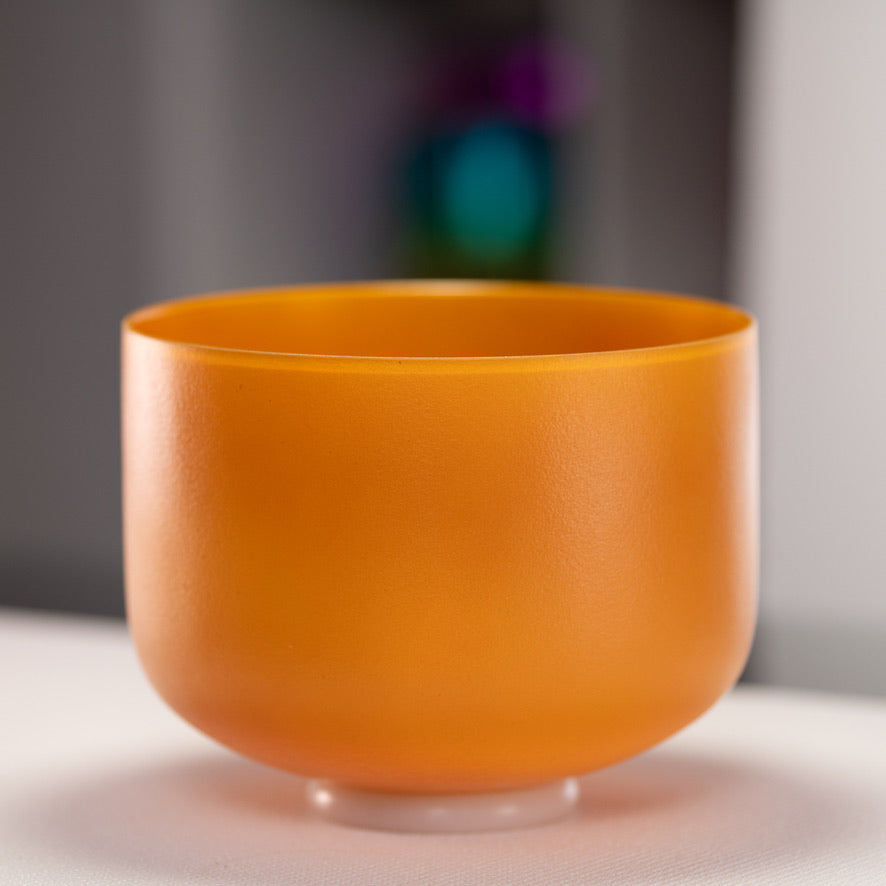 10" C+8 Honeycomb Frosted Crystal Singing Bowl, Gold inside