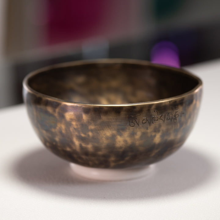 Himalayan Singing Bowls from Bowls of Sound