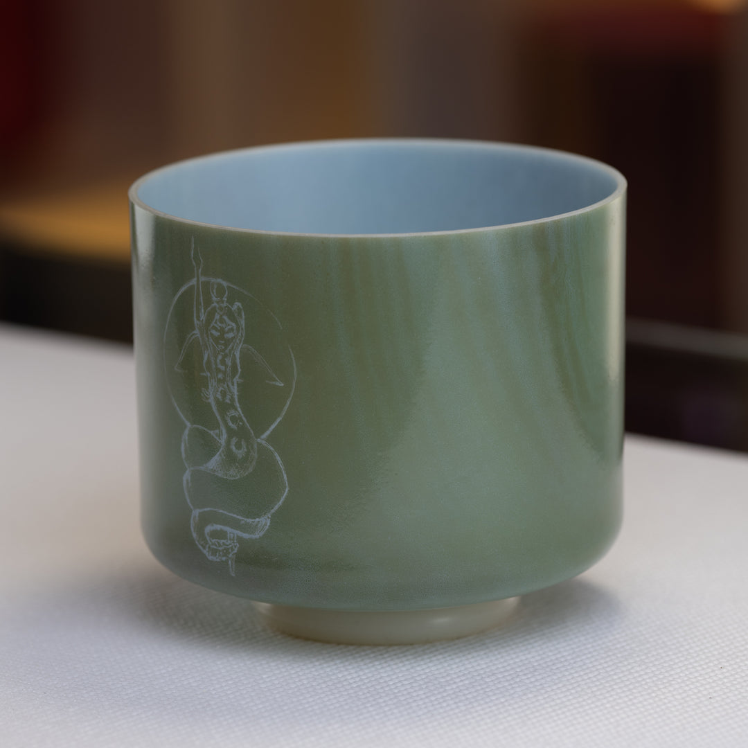 8" D#-50 Etched Mount Shasta Serpentine, Crystal Tones™