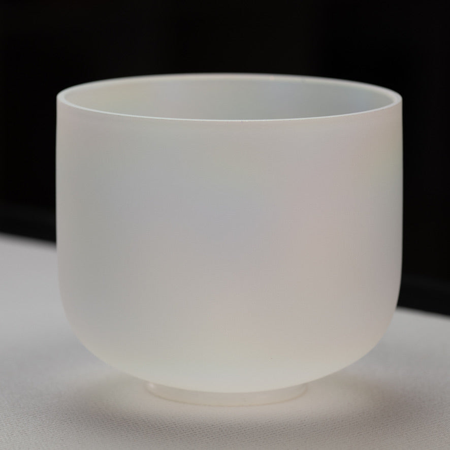 9" G+0 White Frosted Singing Bowl with Angel Aura inside
