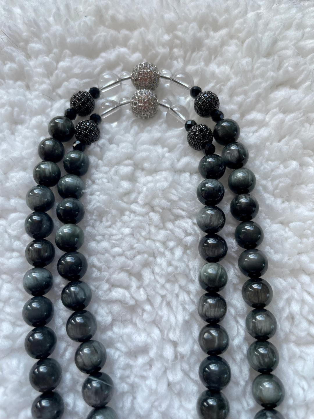 Eagle Eye Mala with Hypersthene pendant
