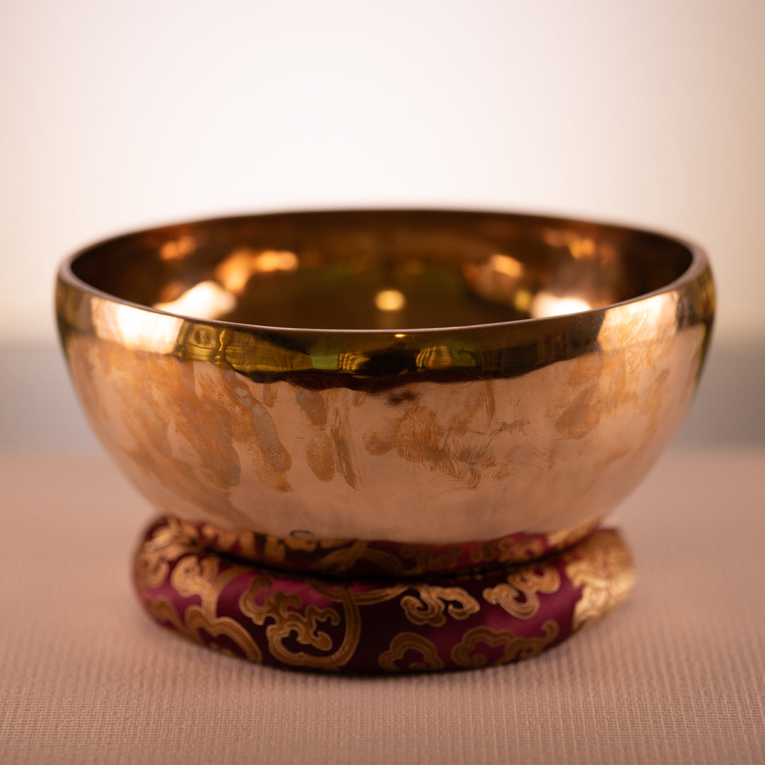11.25" B+35 Himalayan Full Moon Singing Bowl
