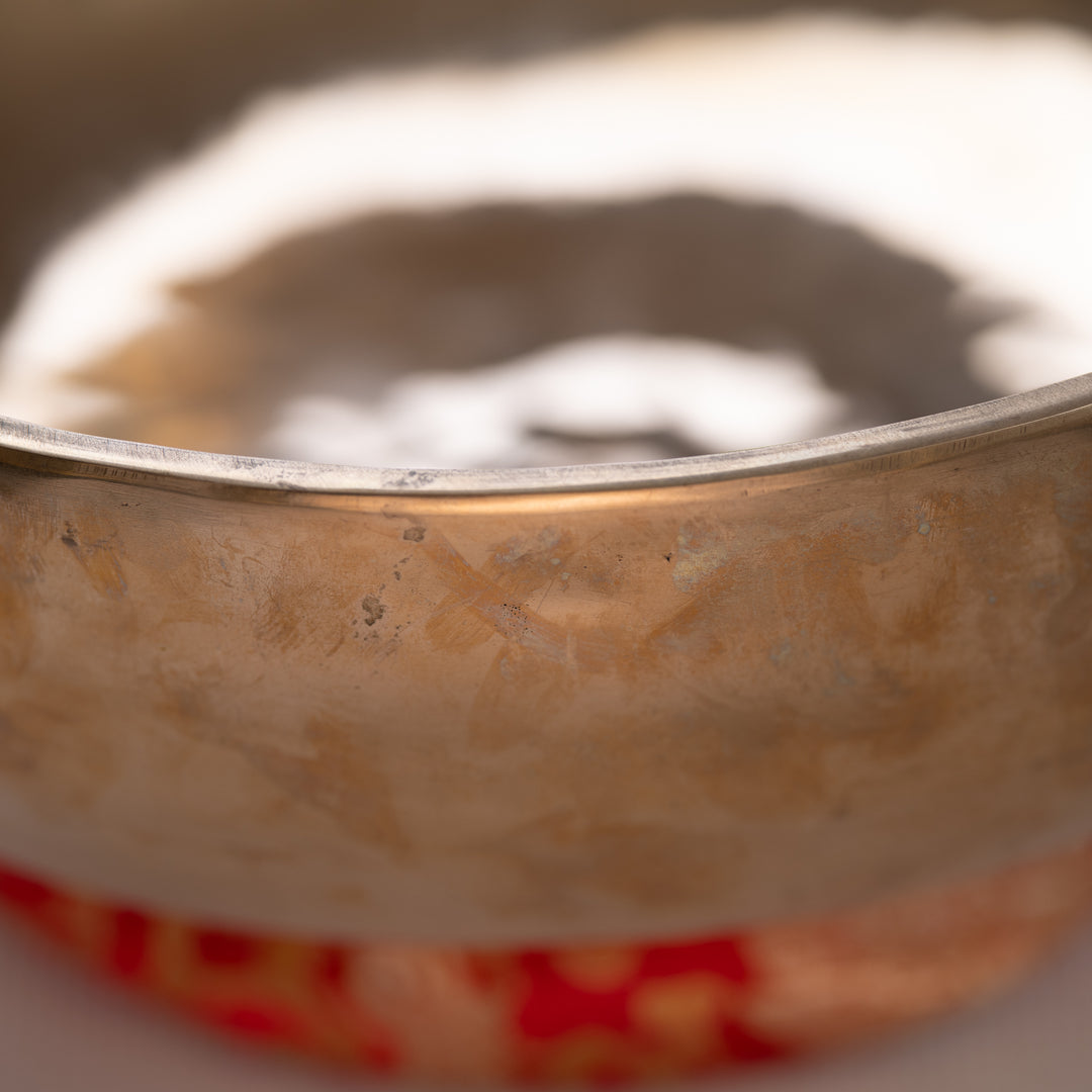 17.5" B-21 Himalayan Full Moon Bowl