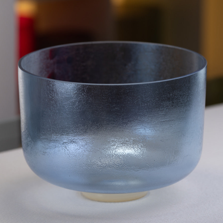 12" G#-5 Indigo & White Light Gold, Crystal Tones™