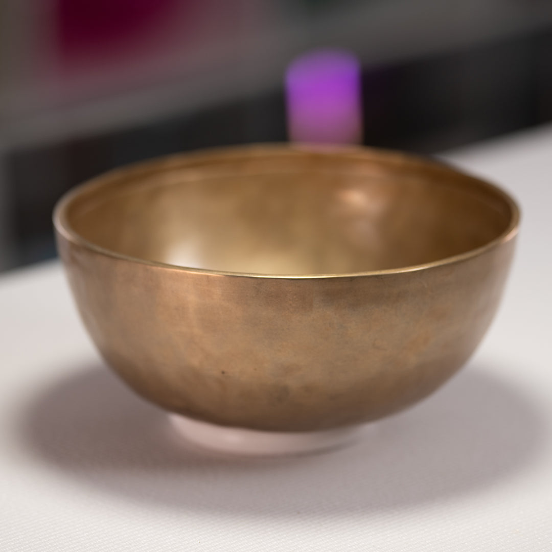 9.5" B+0 Himalayan Singing Bowl, Perfect Pitch
