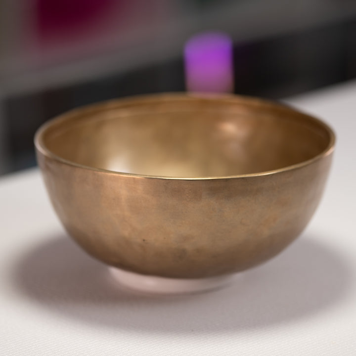 9.5" B+0 Himalayan Singing Bowl, Perfect Pitch