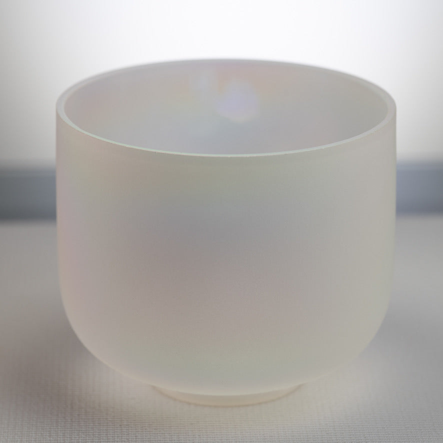 9" G+0 White Frosted Singing Bowl with Angel Aura inside