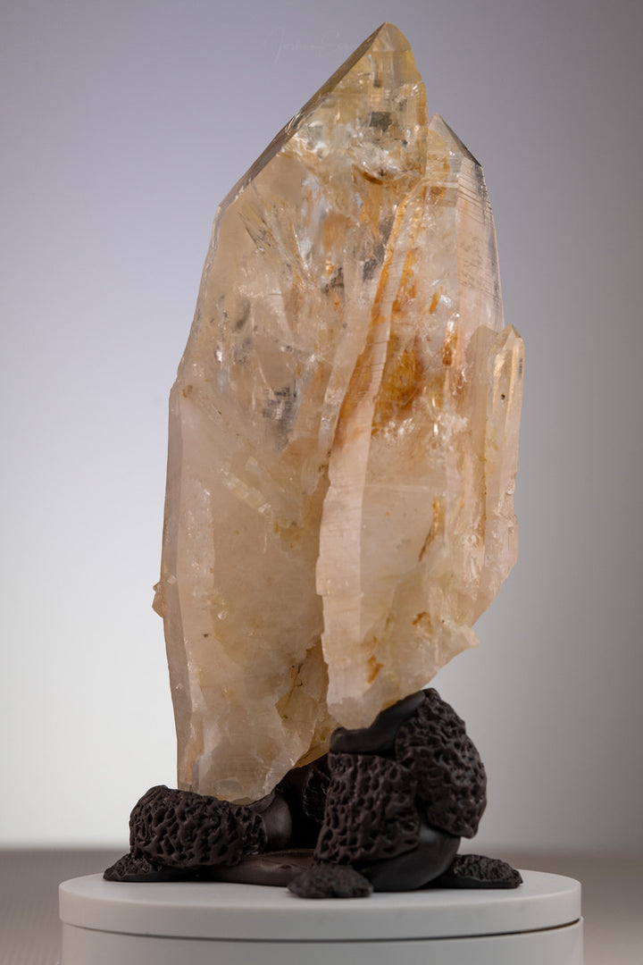 Lemurian Golden Healer, Two Points