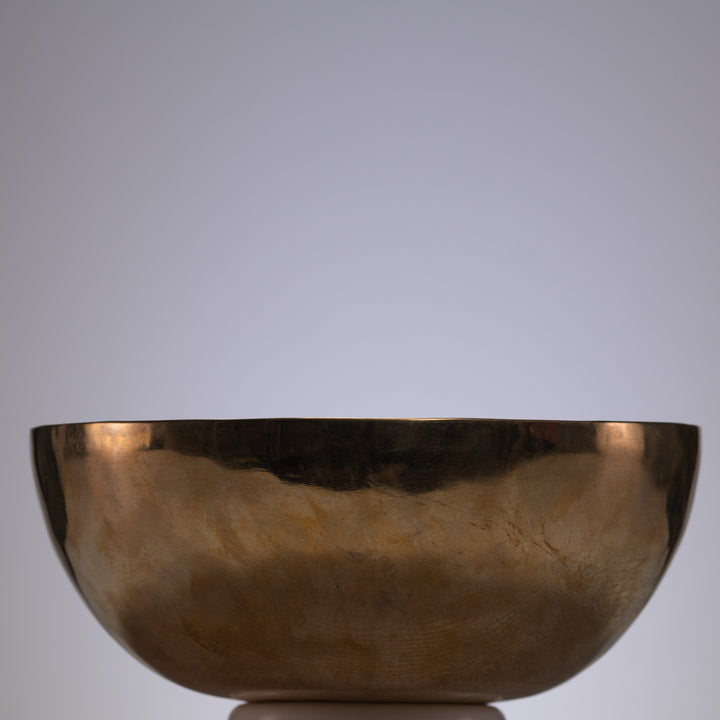 10.25" B-30 Himalayan Singing Bowl