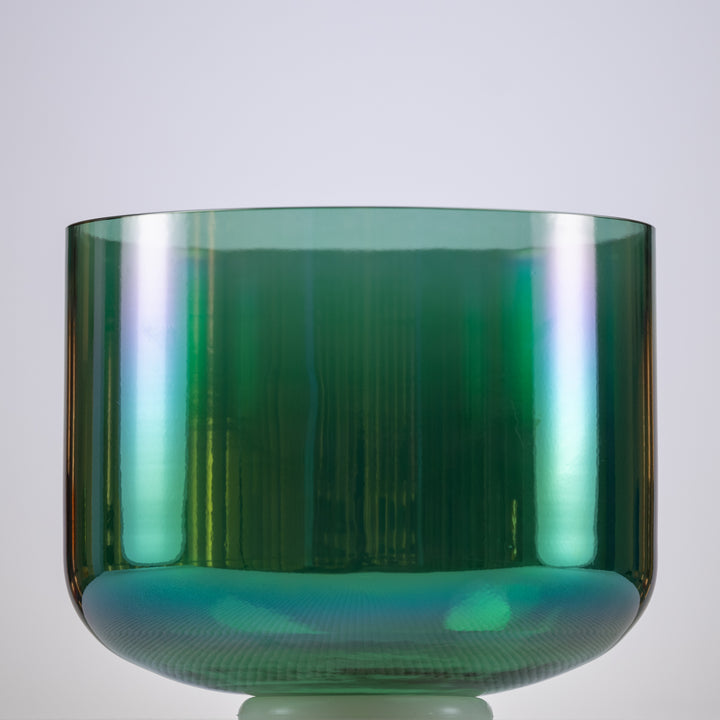 Green crown chakra singing bowl