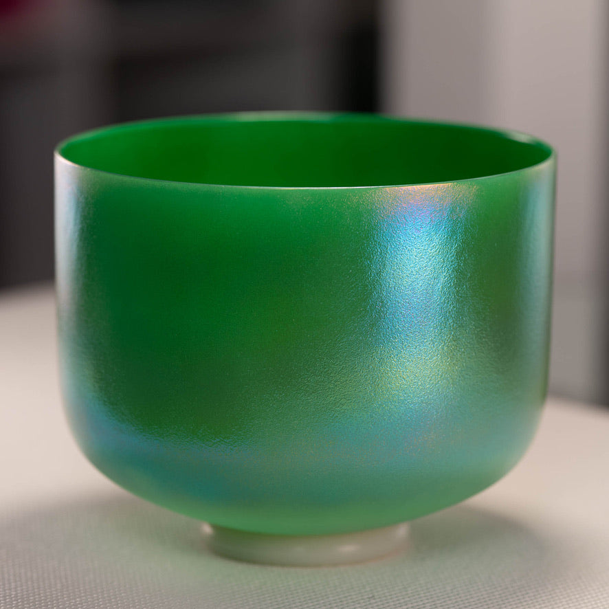 Green root chakra singing bowl