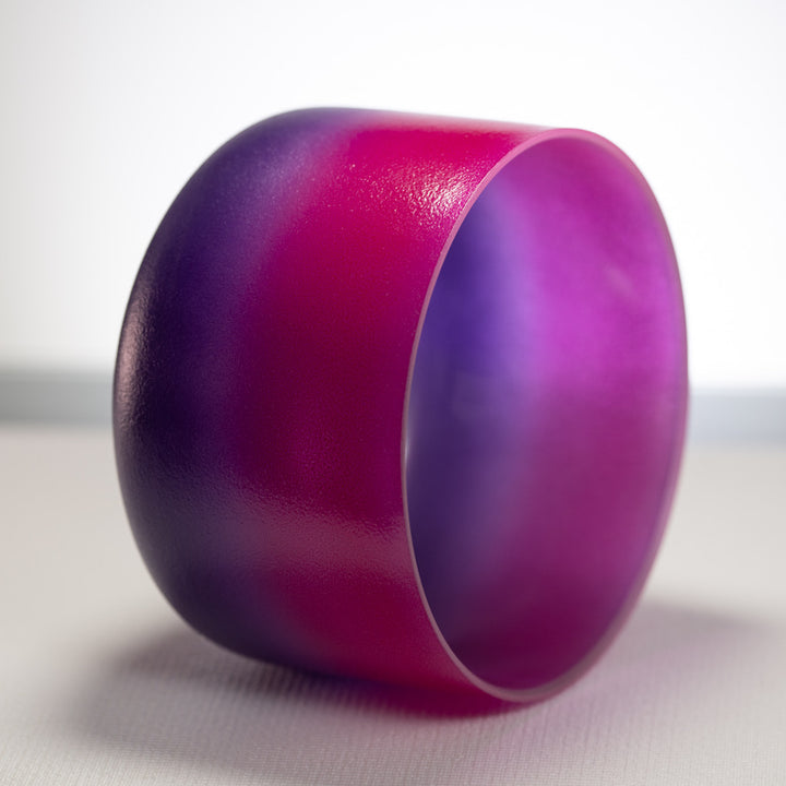 E note singing bowl for solar plexus chakra