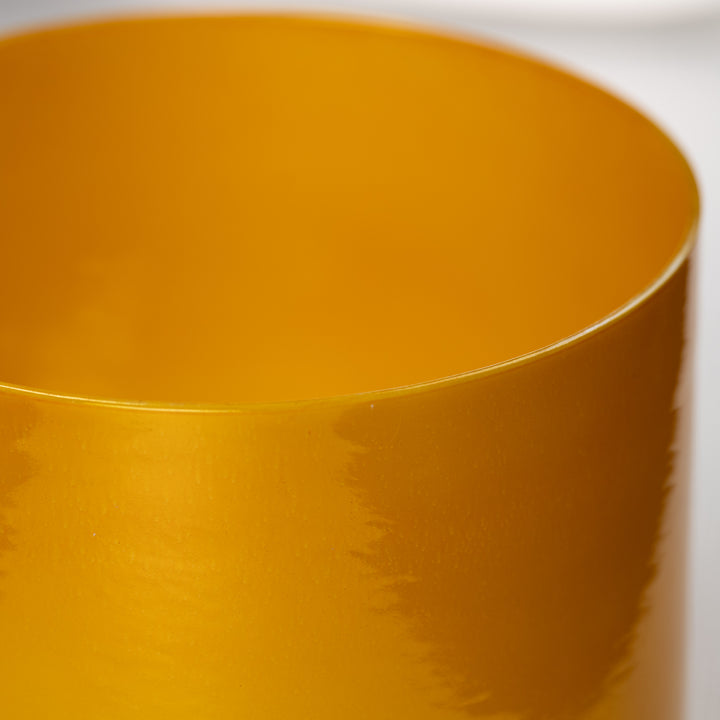 Honeycomb singing bowl close up