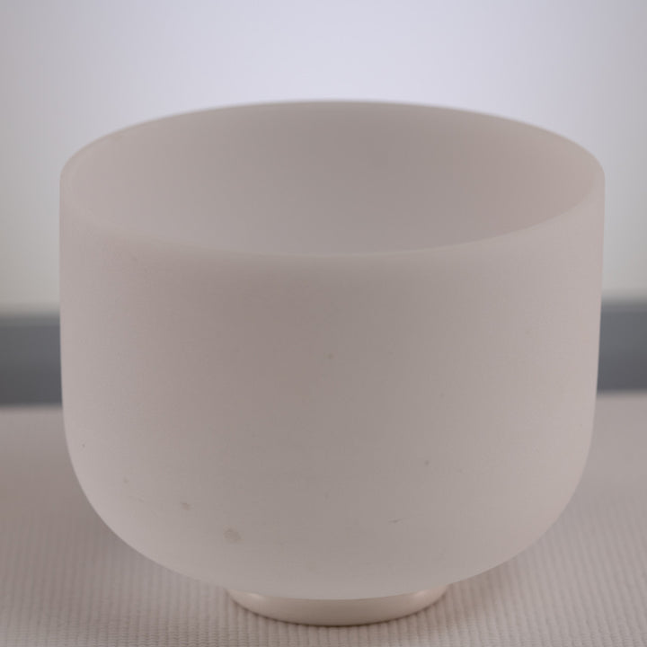 10" E+19 White Frosted Singing Bowl