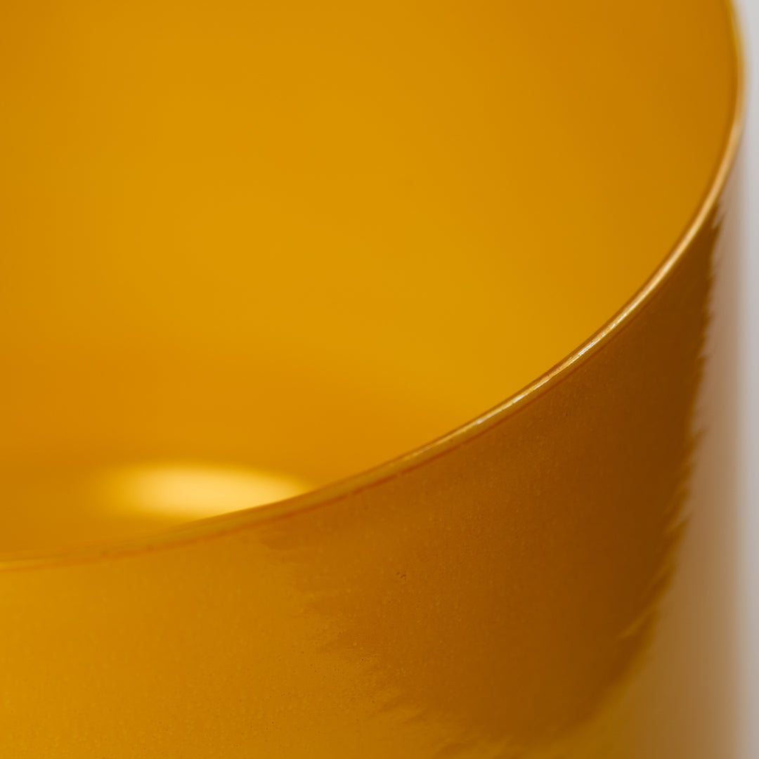 Honeycomb Singing bowl close up