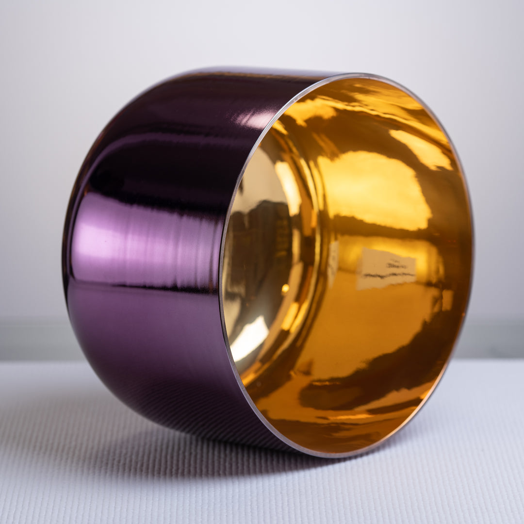 Heart chakra singing bowl in purple and gold