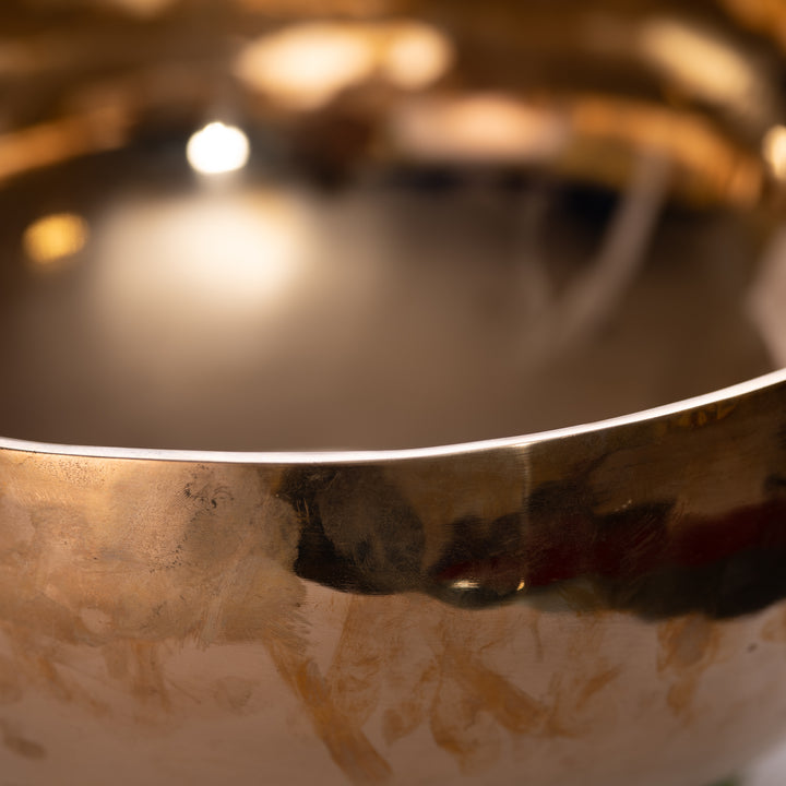 Himalayan Singing Bowl Close up