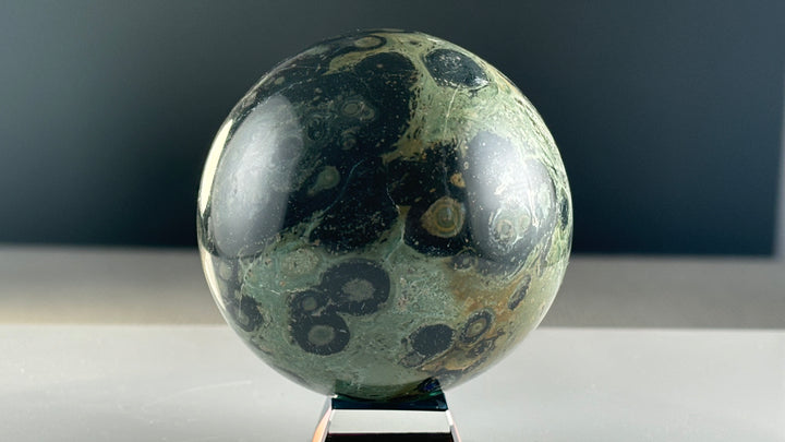 Kambaba Jasper Sphere