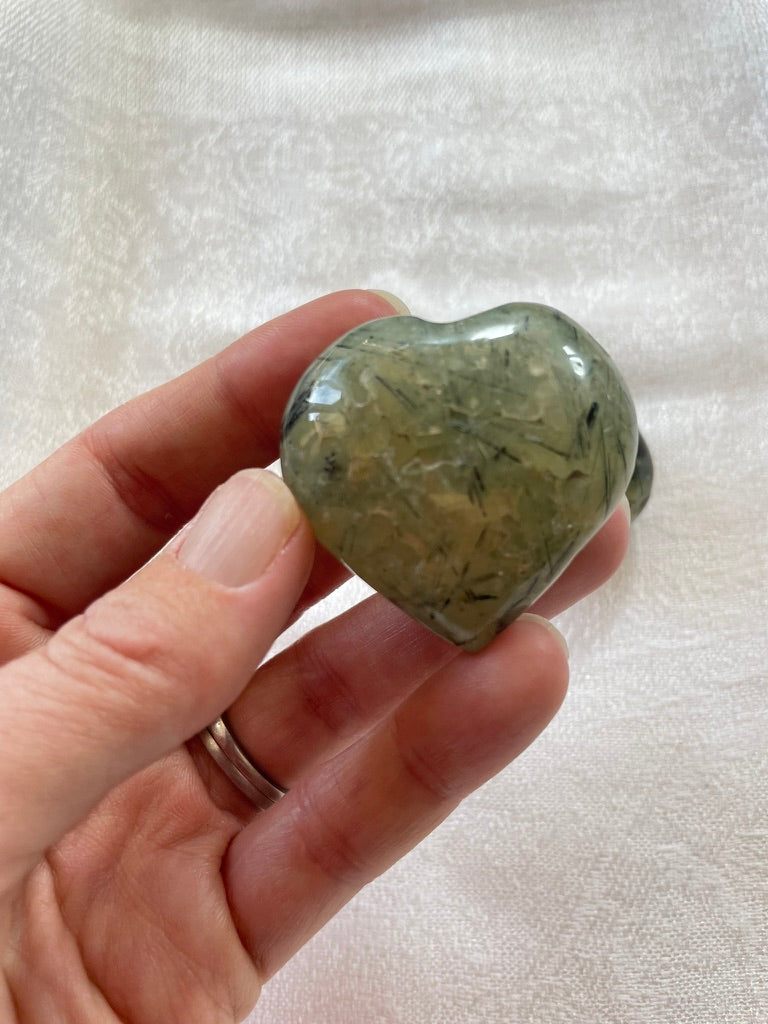 Prehnite Puffy Hearts