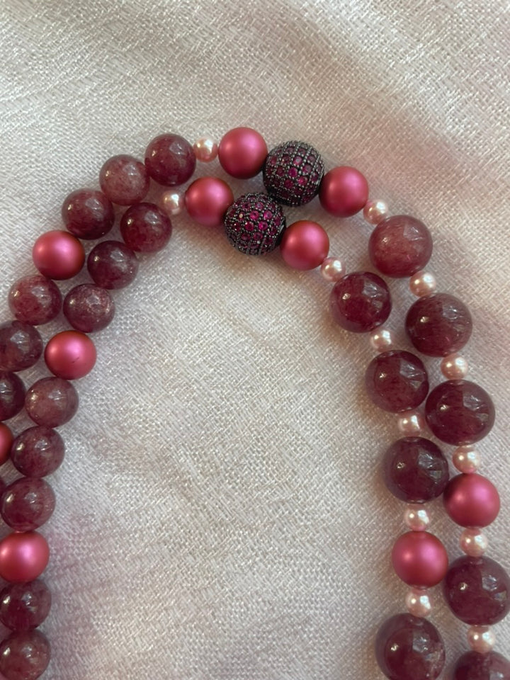 Strawberry Quartz Mala with Rhodonite pendant