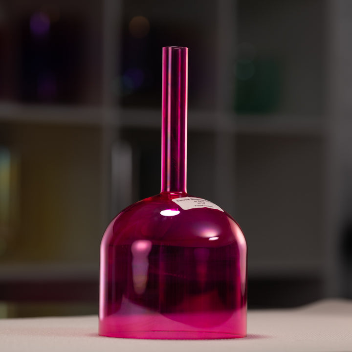 Handheld singing bowl