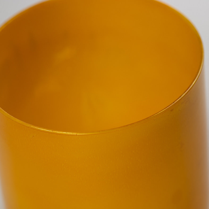 Honeycomb singing bowl close up