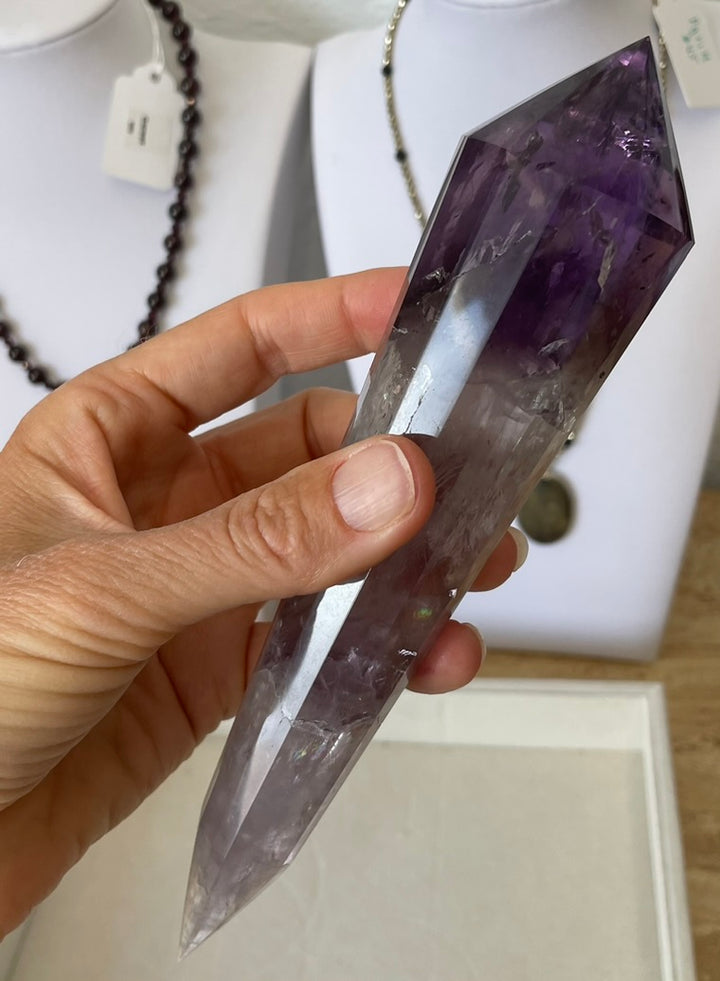 Amethyst Vogel-inspired Wand