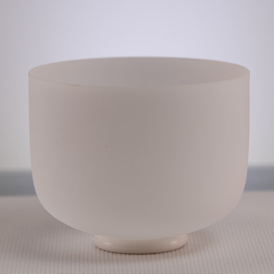 10" D+23 White Frosted Crystal Singing Bowl