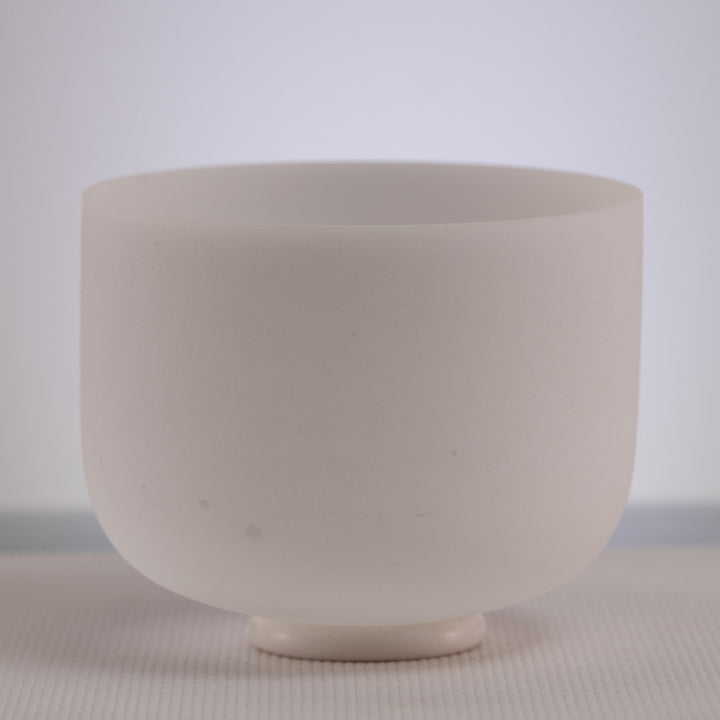 10" E+19 White Frosted Singing Bowl