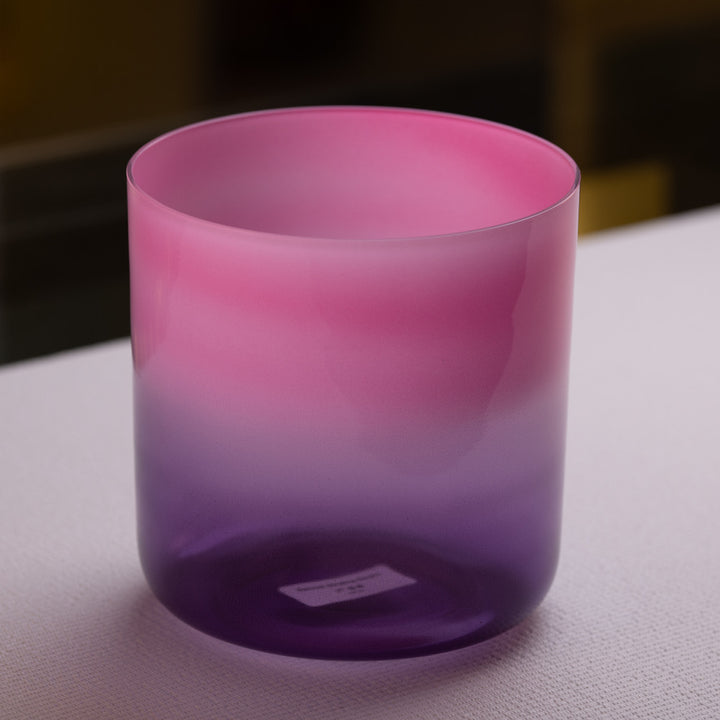 B note singing bowl for sound healing