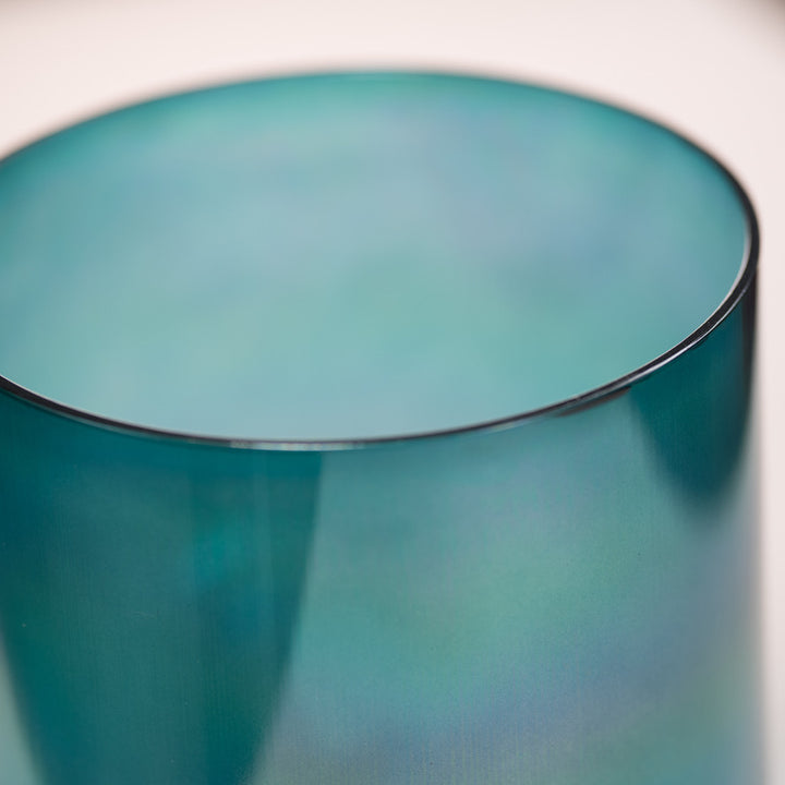 Singing bowl close up 