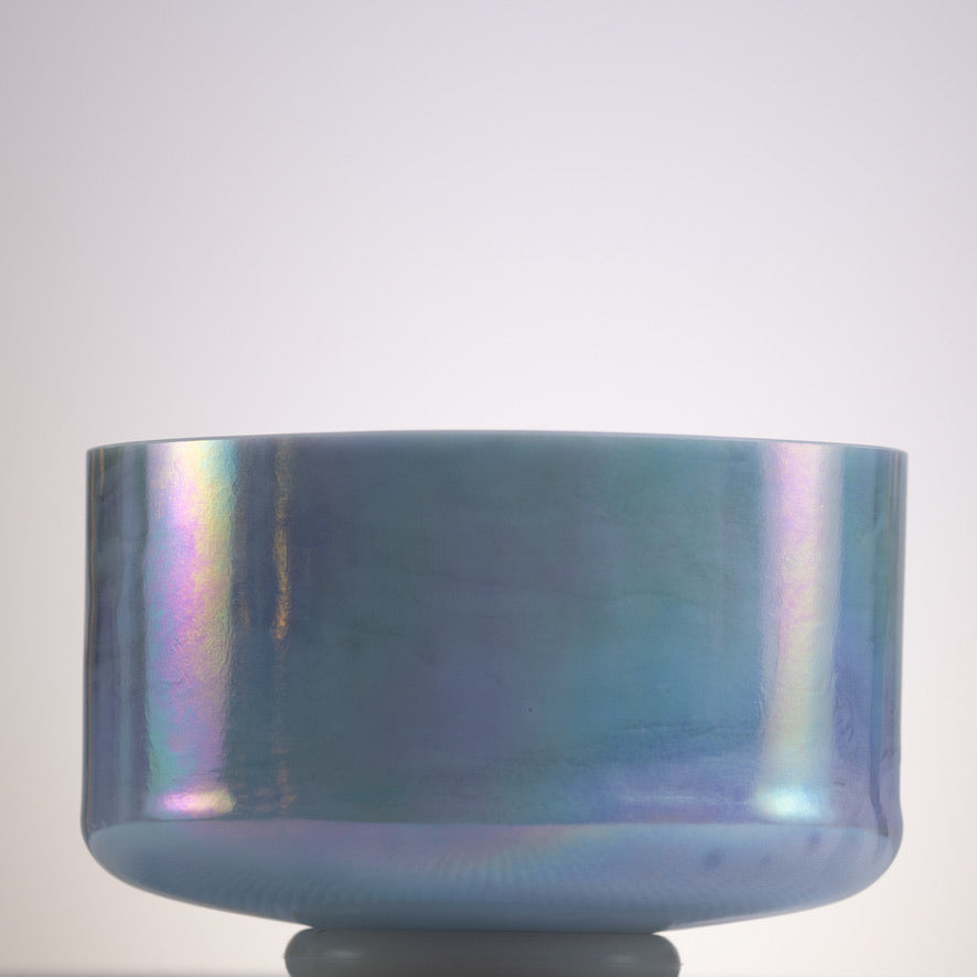 9” E-50 Turquoise Platinum Ocean Gold inside Crystal Singing Bowl, Crystal Tones™