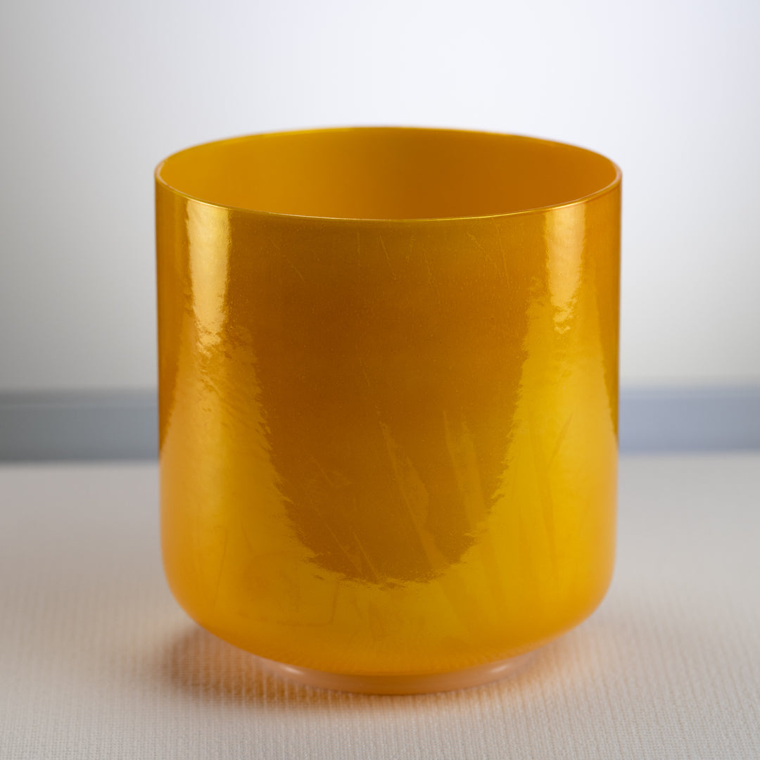 Crystal sound bowl for meditation