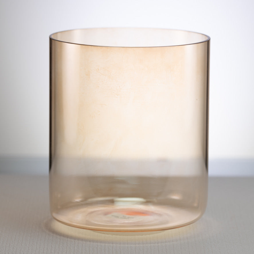 Crystal bowl for meditation