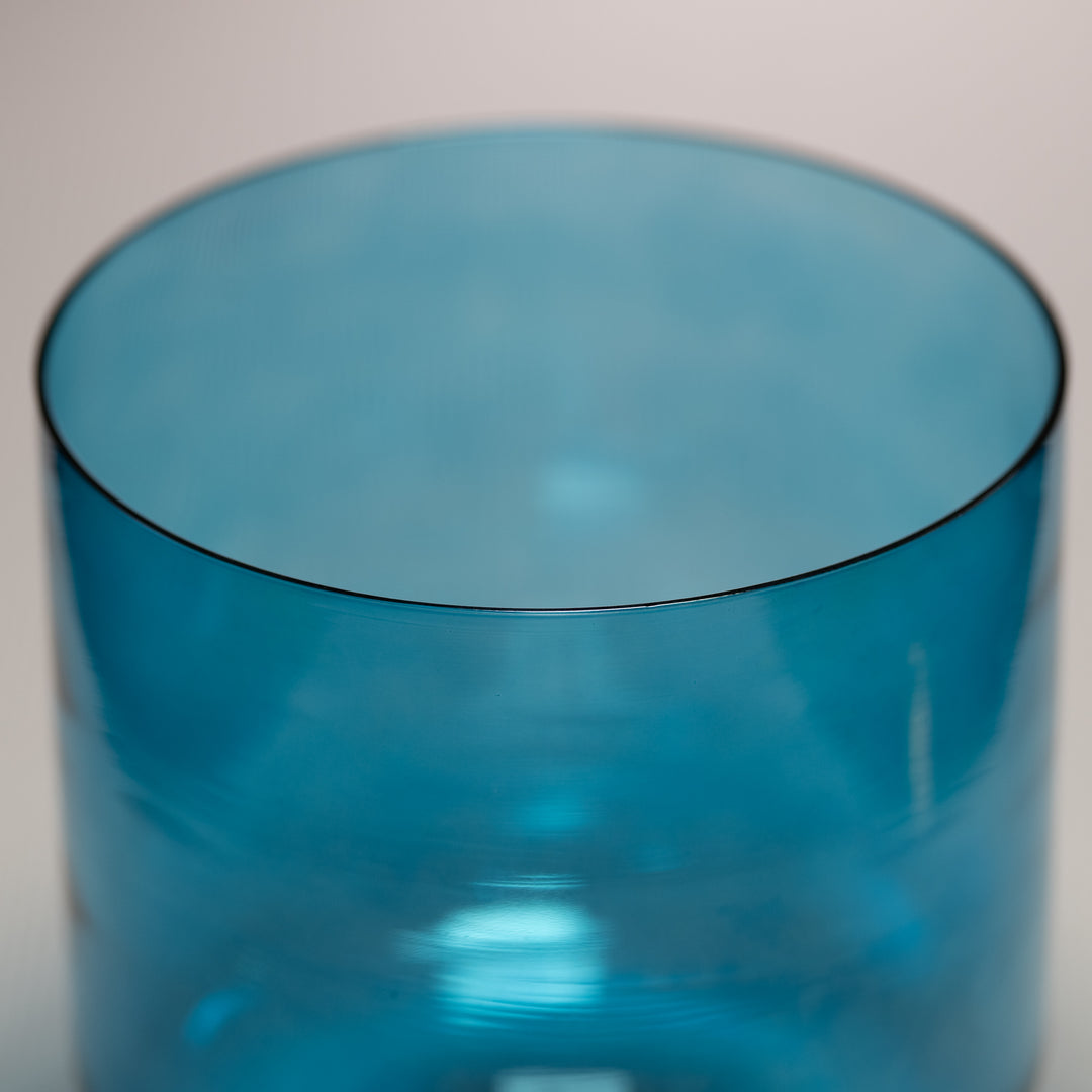 Caribbean Blue bowl close up