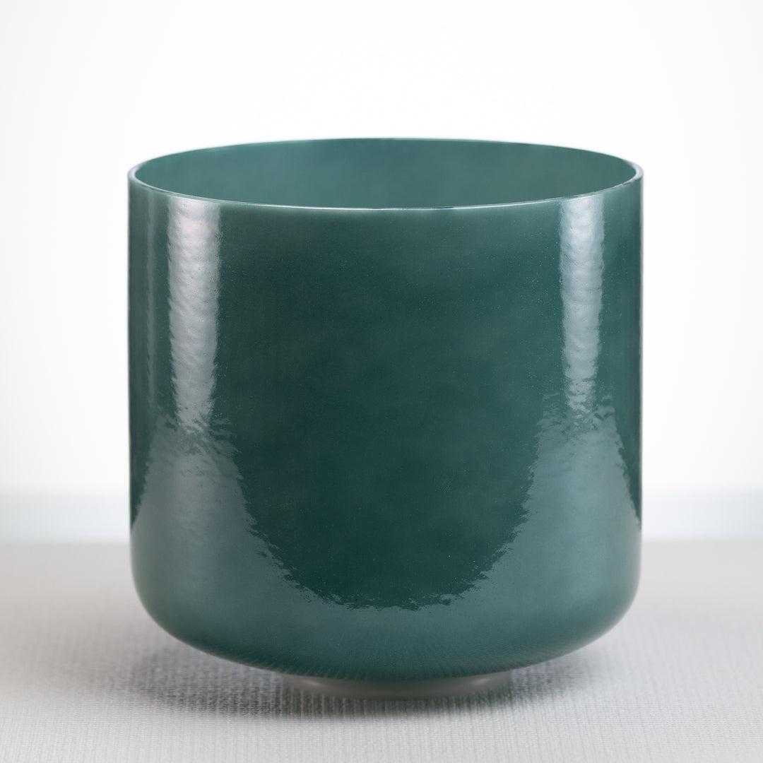Crystal singing bowl for meditation