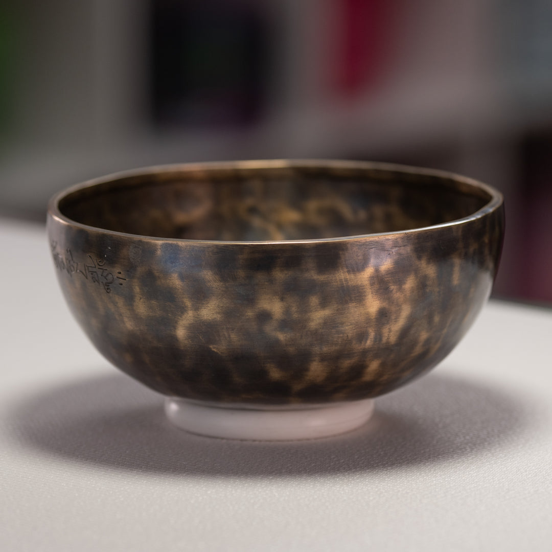 9.25" D#+21 Full Moon Himalayan Singing Bowl from Bowls of Sound