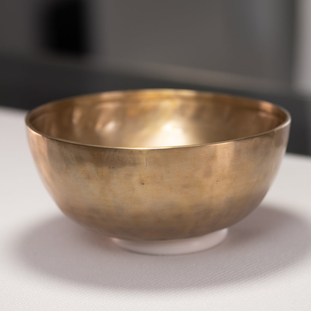9.5" A+17 Himalayan Singing Bowl from Bowls of Sound